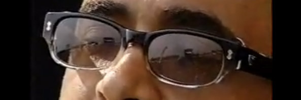 staind aaron lewis eyeglasses