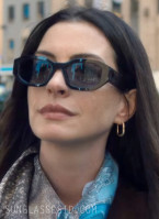 Anne Hathaway wears L.G.R Karthoum sunglasses in the movie The Devil Wears Prada 2