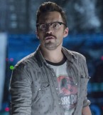 Jake Johnson wears Old Focals Historian eyeglasses in Jurassic World.