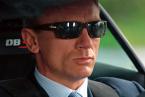 Persol 2720 worn by James Bond in Casino Royale