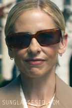 Sarah Michelle Gellar wears Prada PR 27ZS sunglasses in the movie Ready or Not 2 Here I Come.