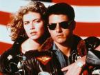 Tom Cruise wearing Ray-Ban 3025 sunglasses in Top Gun