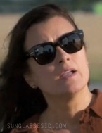 Cote de Pablo wears Ray-Ban RB2186 State Street sunglasses in NCIS: Tony & Ziva.