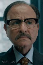 Fisher Stevens wears Ray-Ban RX0316 Mega Clubmaster eyeglasses in the movie In The Grey.