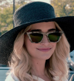 Brianne Howey as Georgia Miller wears Asos sunglasses in Ginny & Georgia season 1 episode 1.