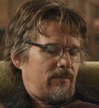 Ethan Hawke wears grey acetate eyeglasses in Juliet Naked