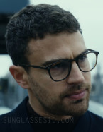 Theo James wears Garrett Leight Kinney eyeglasses in the series The Gentlemen.