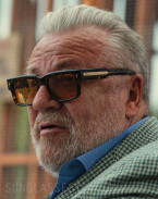 Ray Winstone wears Jacques Marie Mage Hemmings 54 Dark Havana sunglasses in the movie The Gentlemen (2024).