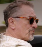 Robert De Niro wears Persol 3105 sunglasses in The Comedian.