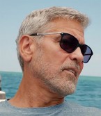 George Clooney wears a pair of Persol PO3246S sunglasses in Ticket To Paradise.