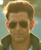 Hrithik Roshan wears Ray-Ban 3025 Aviator sunglasses in the movie Fighter.