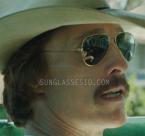 Matthew McConaughey as Ron Woodroof wearing Ray-Ban 3025 Aviator sunglasses in D