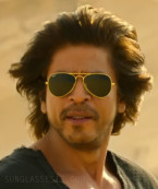 Shah Rukh Khan wears Ray-Ban 3025 Aviator sunglasses in the 2023 movie Dunki.