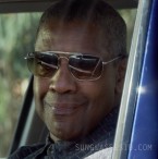 Denzel Washington wears Ray-Ban Colonel RB3560 sunglasses in the movie The Little Things.
