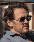 Matt Dillon wears a pair of transparent frame sunglasses in the Apple TV+ series High Desert (2023).