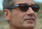 David Duchovny wears a pair of Persol PO3319S sunglasses in Malice.