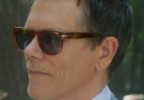 Kevin Bacon wears Persol PO3333 Elio in episode 2 of the series Sirens.