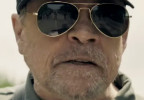 Mark Hamill wears Ray-Ban RB3025 Aviator sunglasses in the movie The Long Walk.