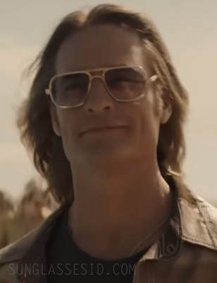 Josh Holloway wears vintage aviator sunglasses in the series Duster.