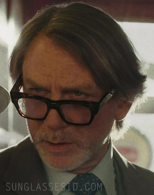Daniel Craig wears Cutler and Gross 9690 eyeglasses in the Wake Up Dead Man: A Knives Out Mystery.