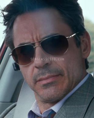 Robert Downey Jr. wearing Oliver Peoples Benedict sunglasses in the movie Due Da