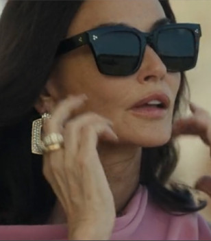 Demi Moore wears Oliver Peoples Ollice sunglasses in Landman Season 2, Episode 9.