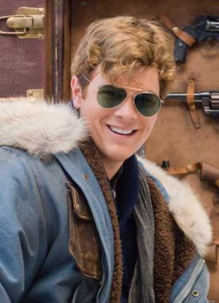 Luke Ford wearing Ray-Ban 3030 Outdoorsman sunglasses in The Mummy 3