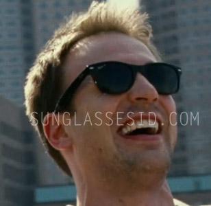 Ray-Ban 2132 New Wayfarer - Chris Evans - What's Your Number? | Sunglasses  ID - celebrity sunglasses