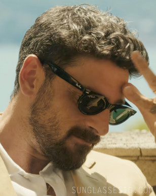 Michele Morrone wears Ray-Ban RB2242 Wayfarer Oval sunglasses in the Netflix series The Gentlemen