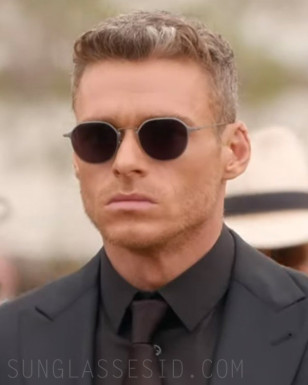 Richard Madden wears Armani AR6138T sunglasses in the movie Killer Heat (2024).