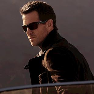 James Denton wearing Serengeti Gio on a promotional photo from Serengeti Eyewear