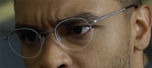 Regé-Jean Page eyeglasses in The Gray Man.