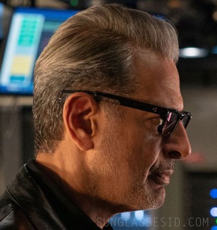 Jeff Goldblum wears custom Jacques Marie Mage eyewear in Jurassic World: Dominion.