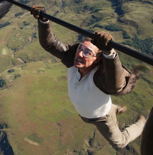  Tom Cruise wears Oakley ECLP23 goggles in Mission: Impossible - The Final Reckoning