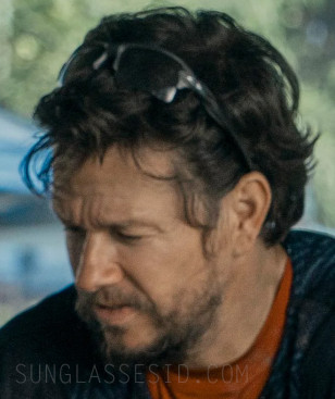 Mark Wahlberg wears Oakley Flak 2.0 XL sunglasses in the movie Arthur The King (2024)