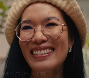 Ali Wong wears gold Chloé Palma octagonal eyeglasses in the Netflix show Beef.