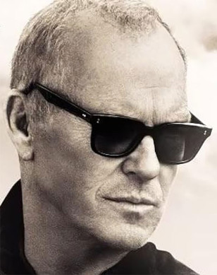Michael Keaton wears Oliver Peoples Lachman OV5419SU sunglasses in Knox Goes Away.
