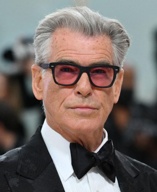 Pierce Brosnan wore a pair of Oliver Peoples Oliver Sun Madhappy glasses at the 2023 Met Gala in New York.