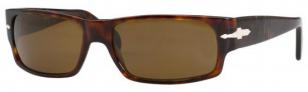 Jonny Lee Miller could be wearing a pair of Persol 2720S as pictured here, but t