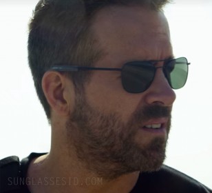 Ryan Reynolds wears black Randolph Engineering Aviator sunglasses in the Netflix film 6 Underground (2019).