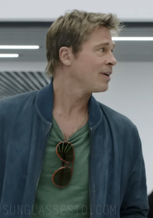 Brad Pitt wears vintage aviator sunglasses in F1.