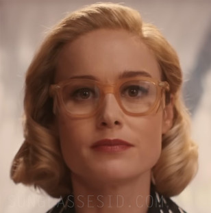 Brie Larson wears vintage eyeglasses in the series Lessons in Chemistry.