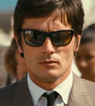 Alain Delon wears Vuarnet Legend 06 in the 1969 movie La Piscine (The Swimming Pool).